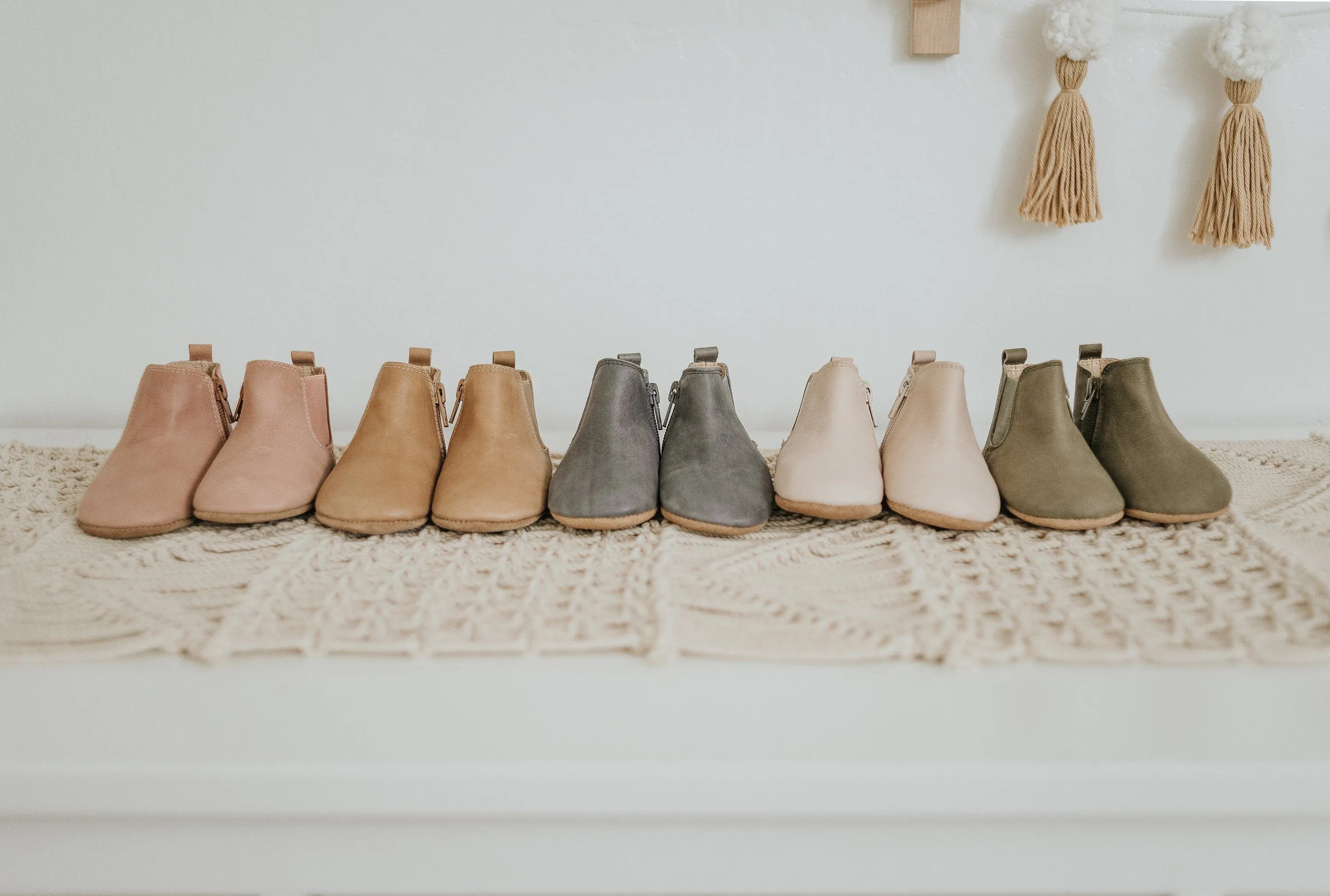 Soft Sole Waxed Leather Chelsea Boot Antelope Pink