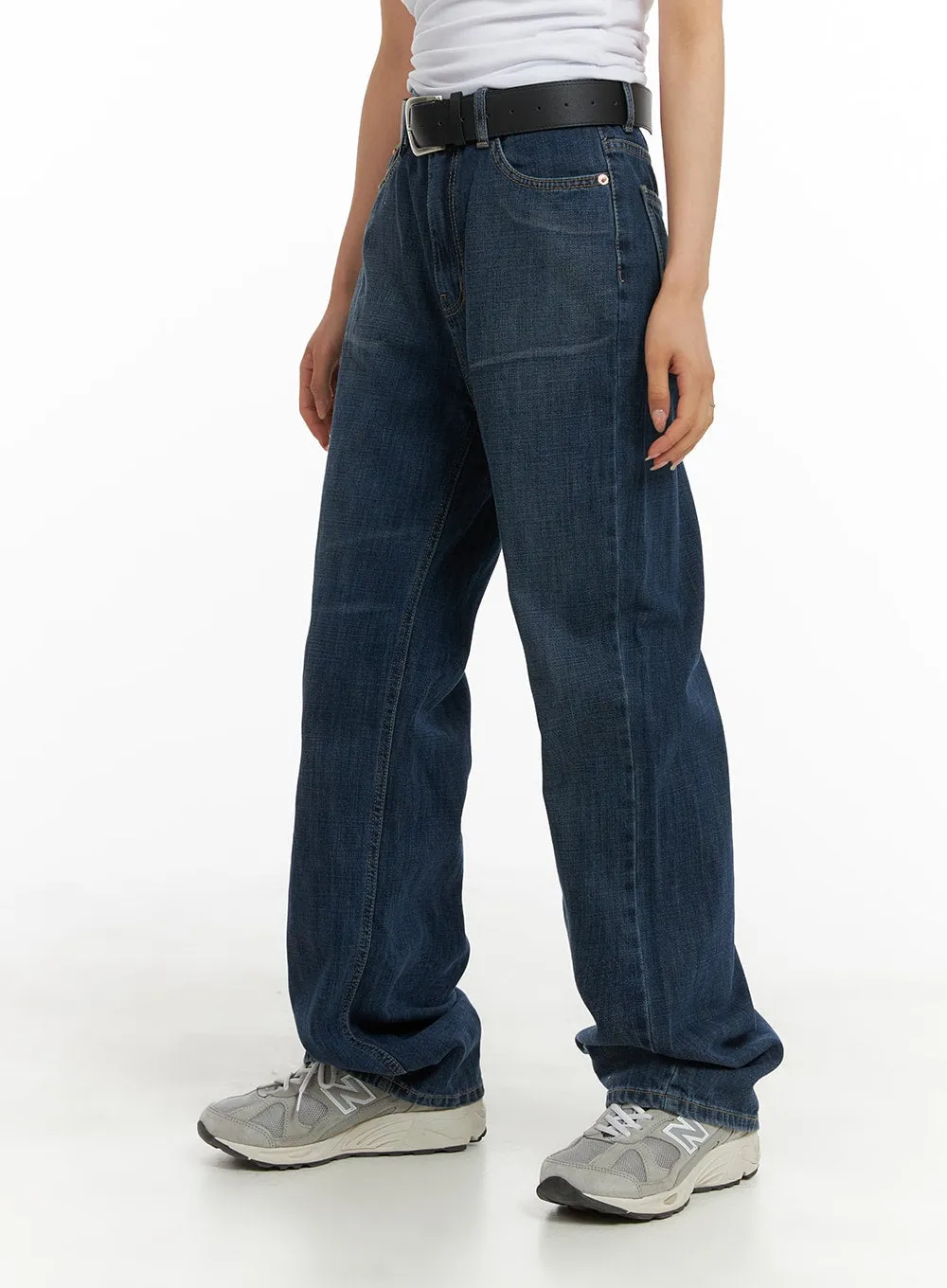 Washed Straight Jeans CA408